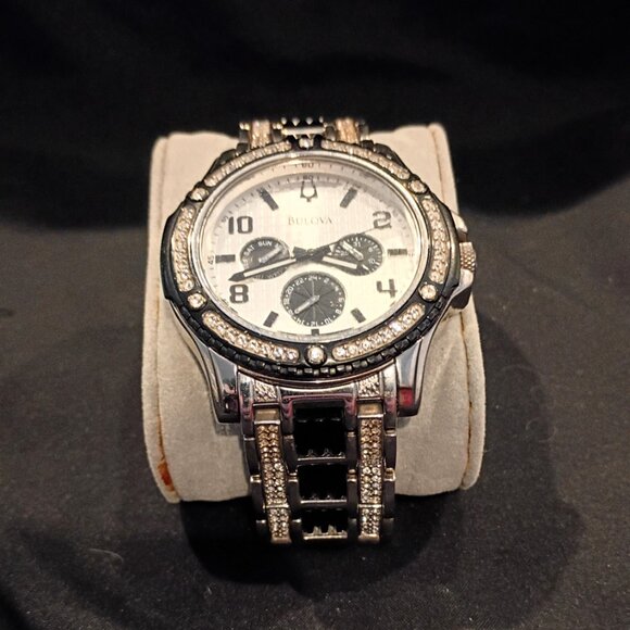 Bulova C637436 Men's Day and Date Crystal Watch - Picture 4 of 5